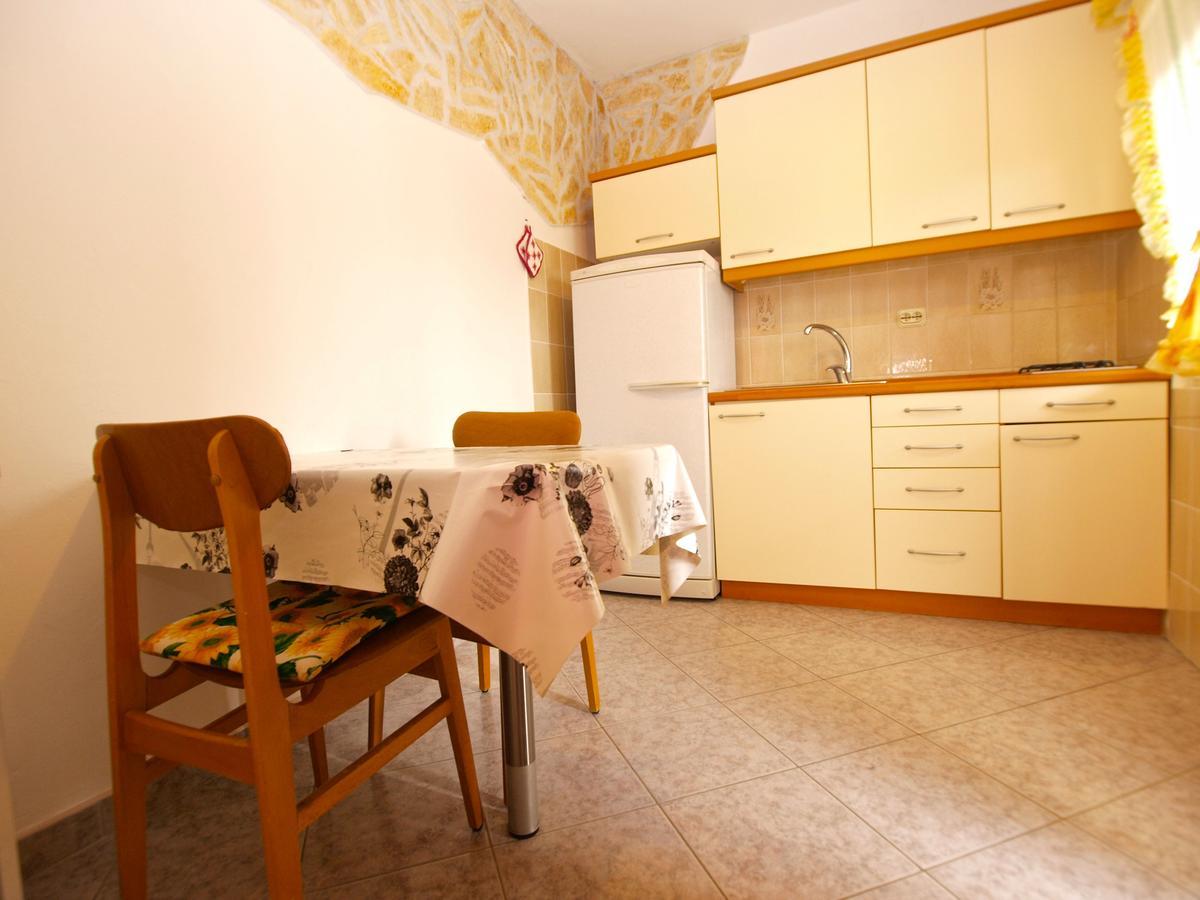 Apartments Luciano 1576 Liznjan Ngoại thất bức ảnh