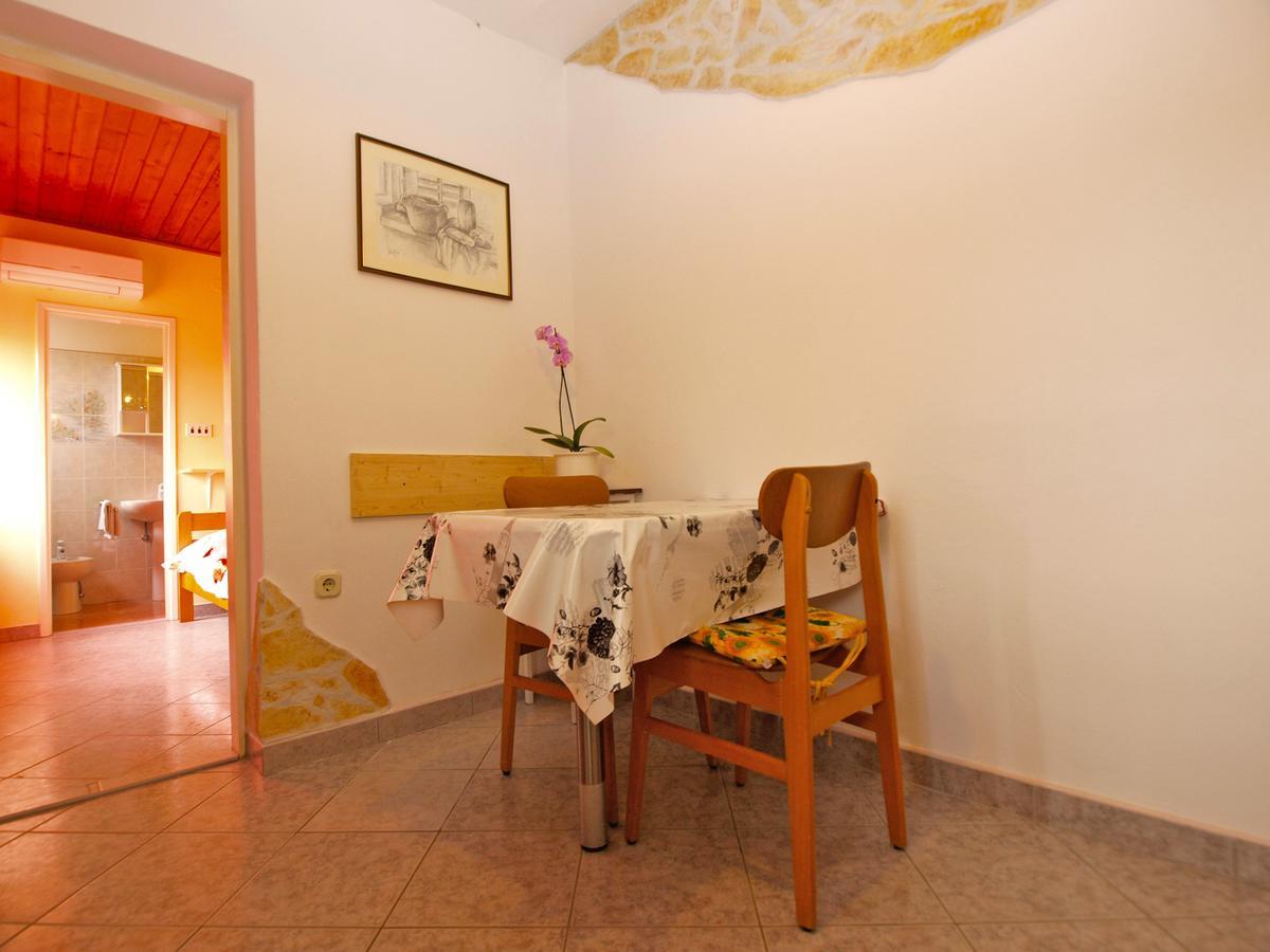 Apartments Luciano 1576 Liznjan Ngoại thất bức ảnh