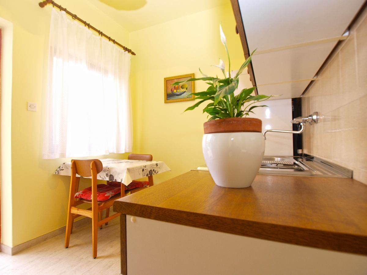 Apartments Luciano 1576 Liznjan Ngoại thất bức ảnh